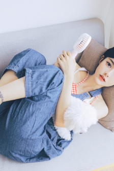 免费观看我妻子的一切